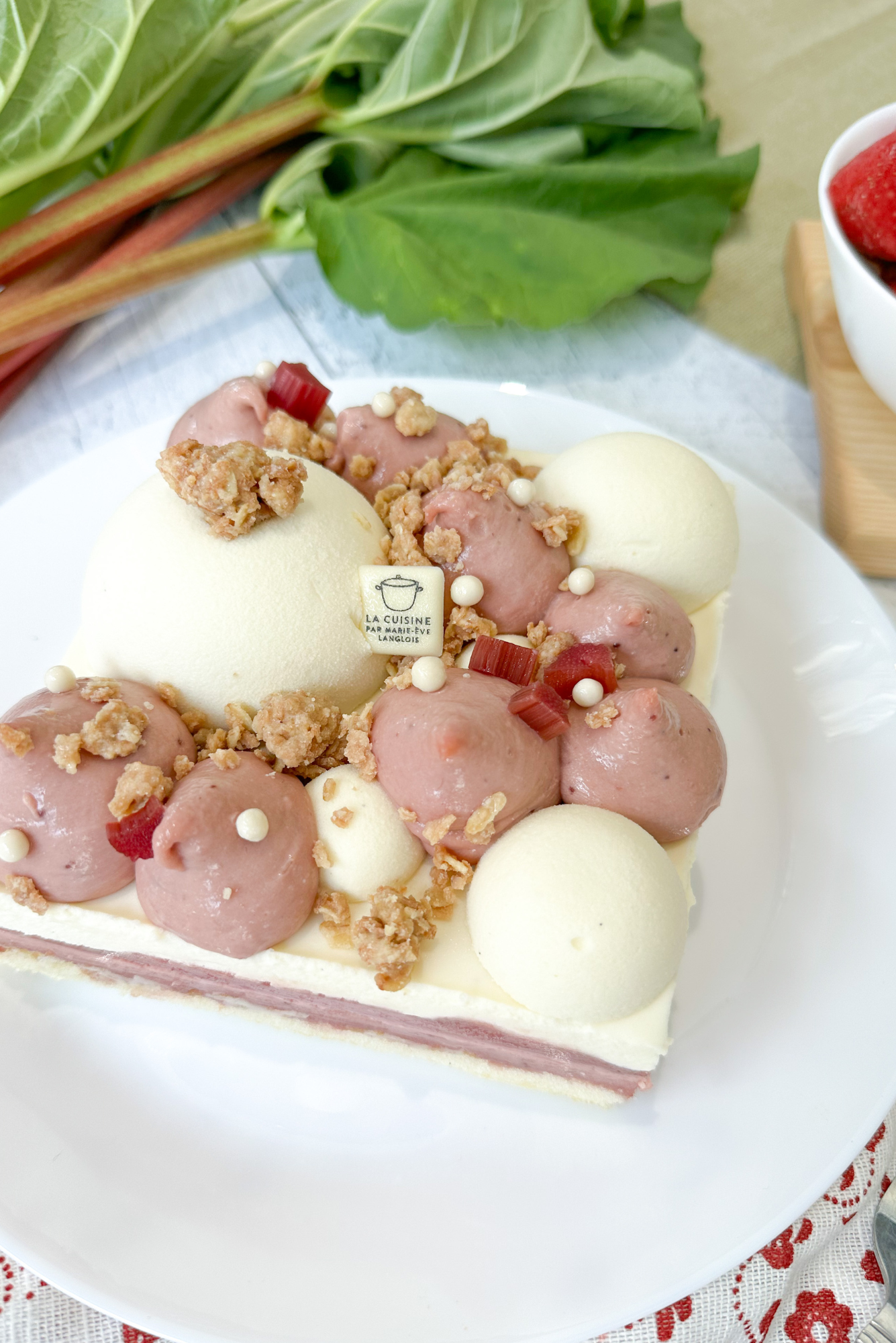 Gâteau fraises et rhubarbe
