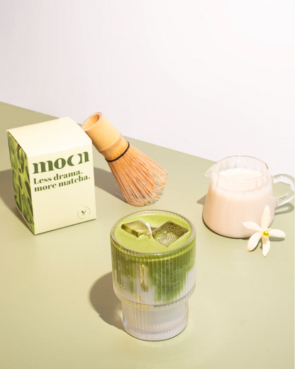 Chandelle Less drama, more matcha - Moonday Mtl